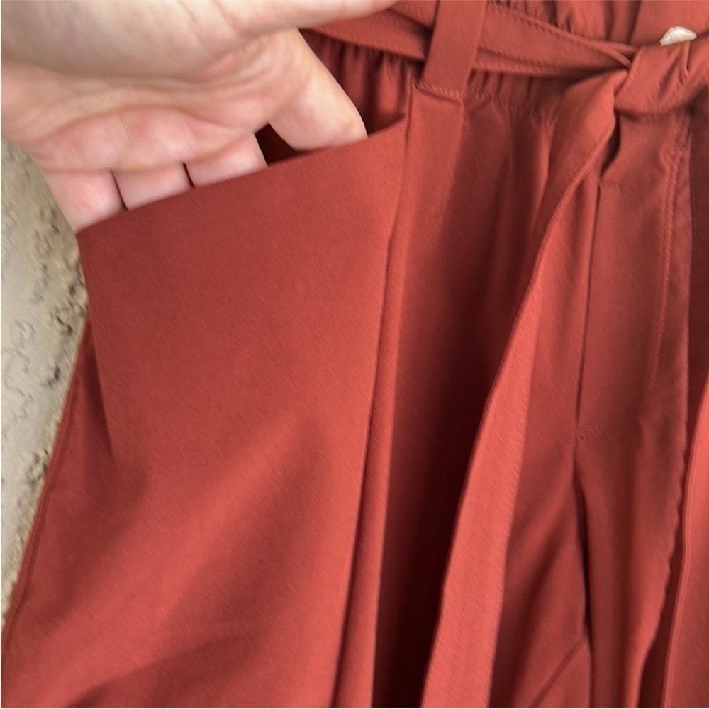 Athleta Skyline Paperbag Tie Waist Tapered Pants Rust Size 2 - Picture 5 of 13